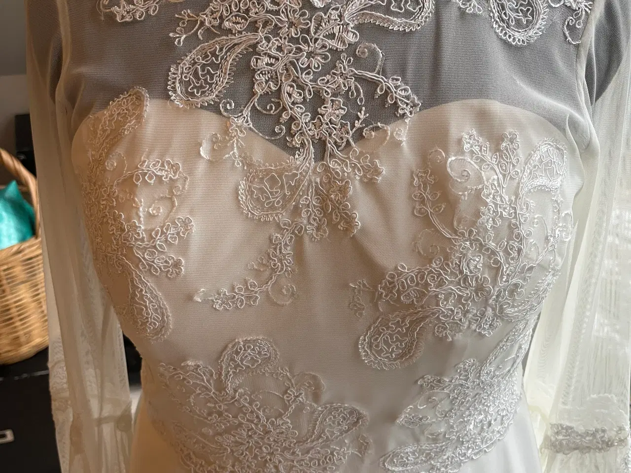 Billede 1 - Konfirmationskjole fra Real Silk