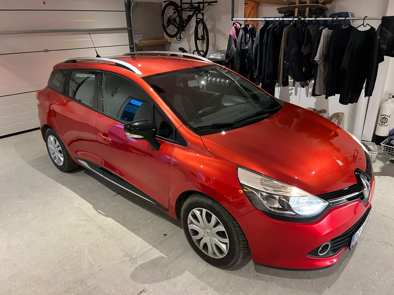 Billede 10 - Renault clio - 85,000 km Nysynet og nyserviceret 