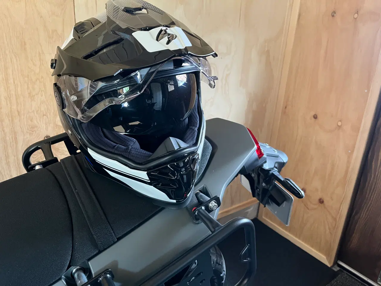 Billede 2 - Motorcykel Adv hjelm