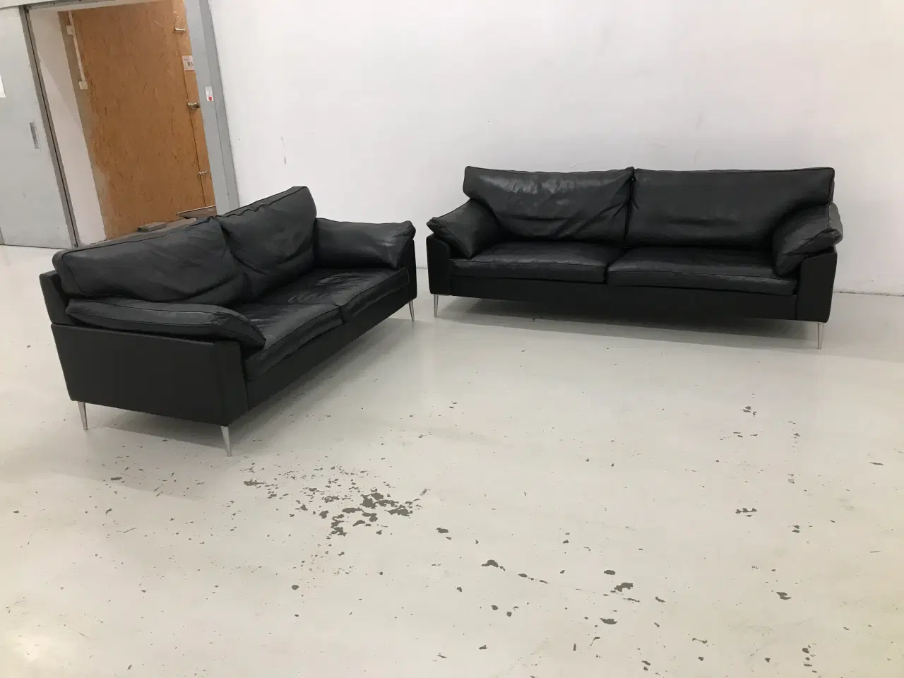Billede 2 - Søren Lund SL329 2x3 Pers.Sofagruppe i sort læder.