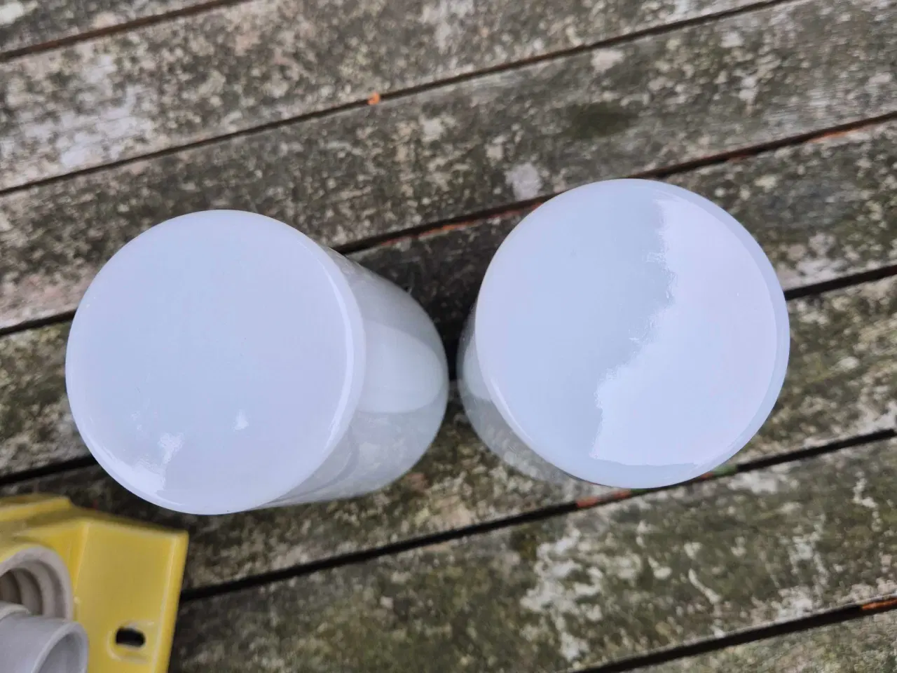 Billede 10 - Gul badeværelseslampe fra Ifö