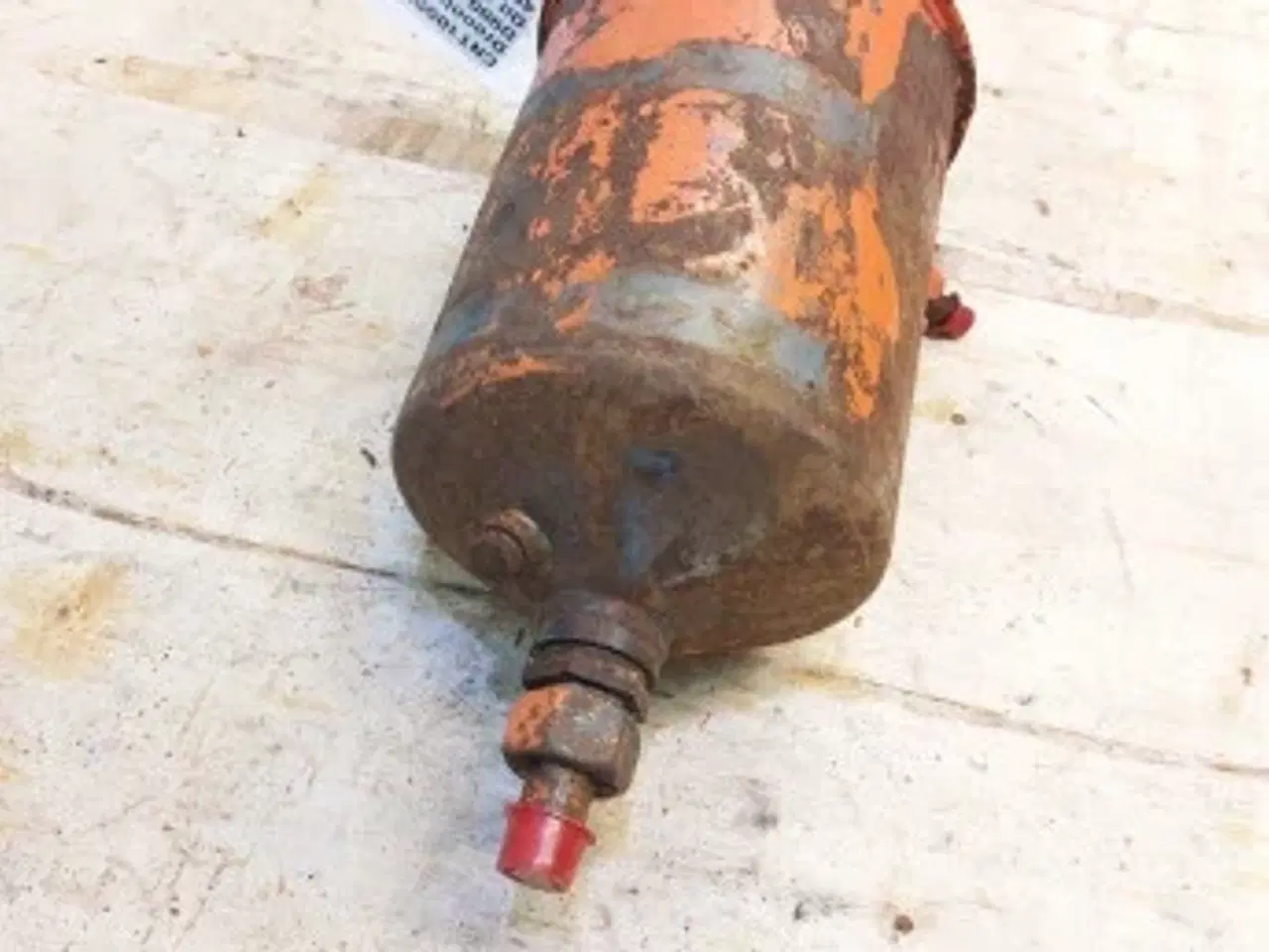 Billede 3 - Dronningborg D900 OIietank 451001