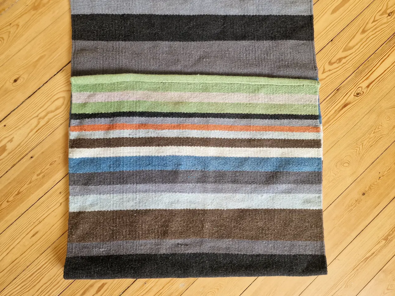 Billede 7 - Fladvævet løber i 100 % uld.