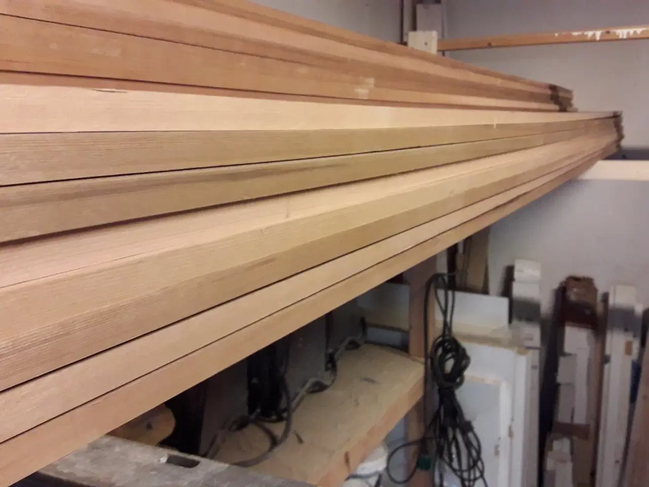 Billede 1 - Cedertræ til sauna 