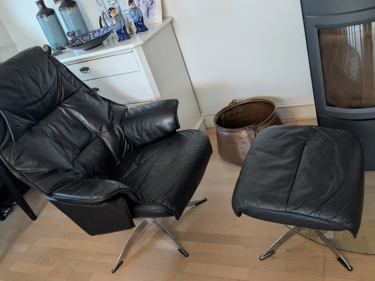 Billede 1 - Læder lænestol med skammel