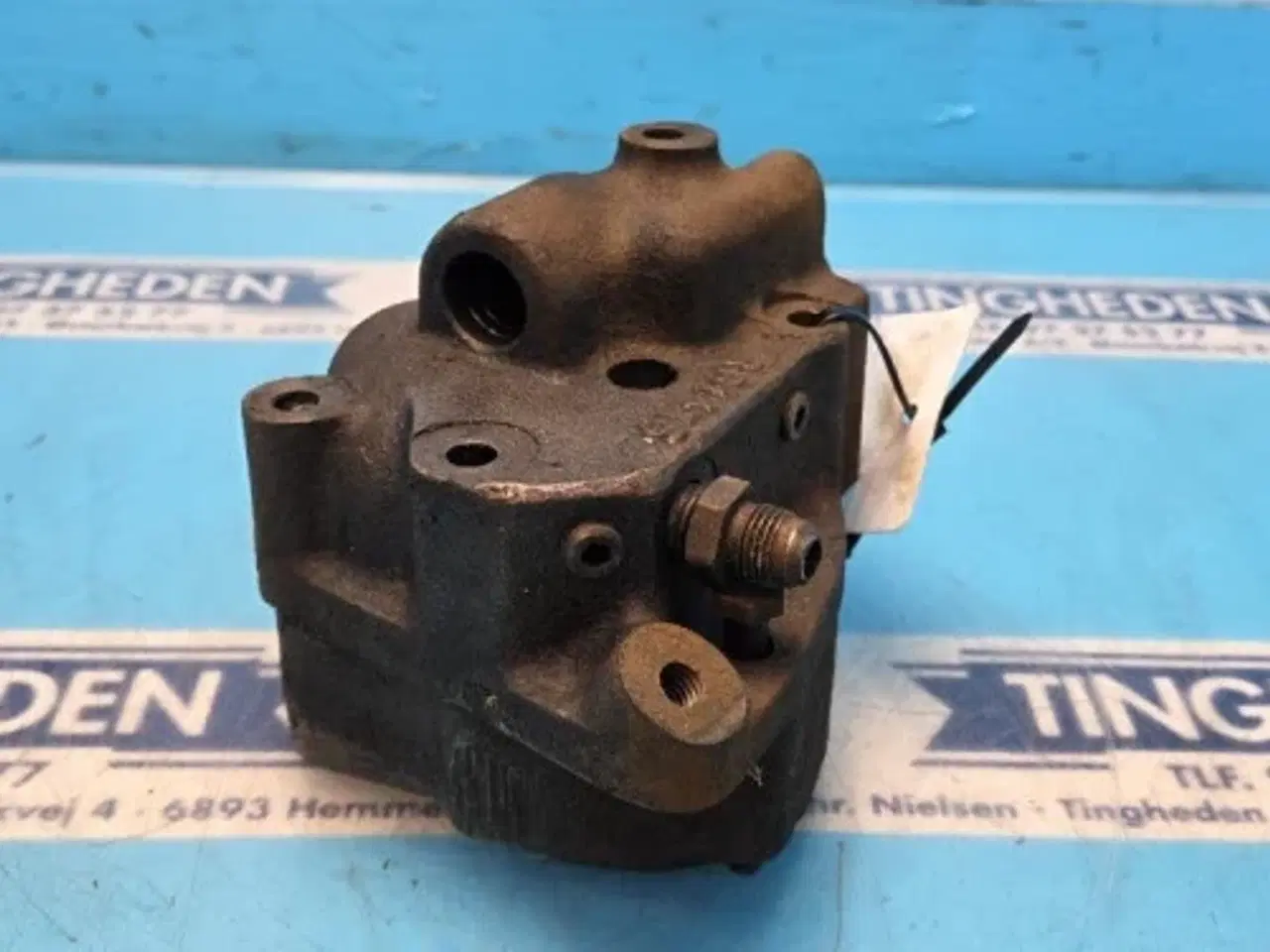 Billede 6 - John Deere 4040 Ventilblok R61475