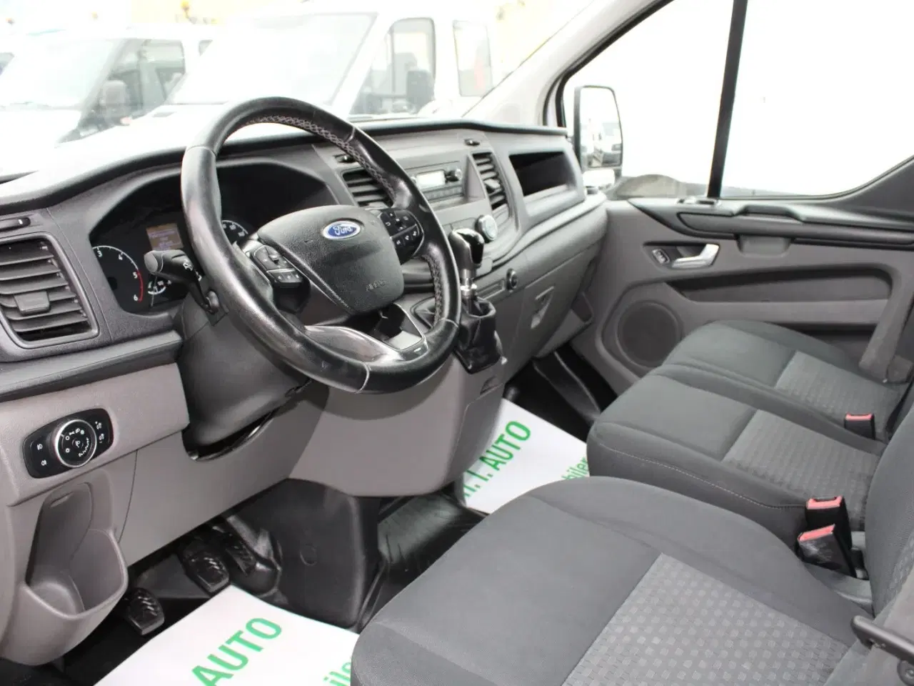 Billede 4 - Ford Transit Custom 320L 2,0 TDCi 130 Mandskabsvogn