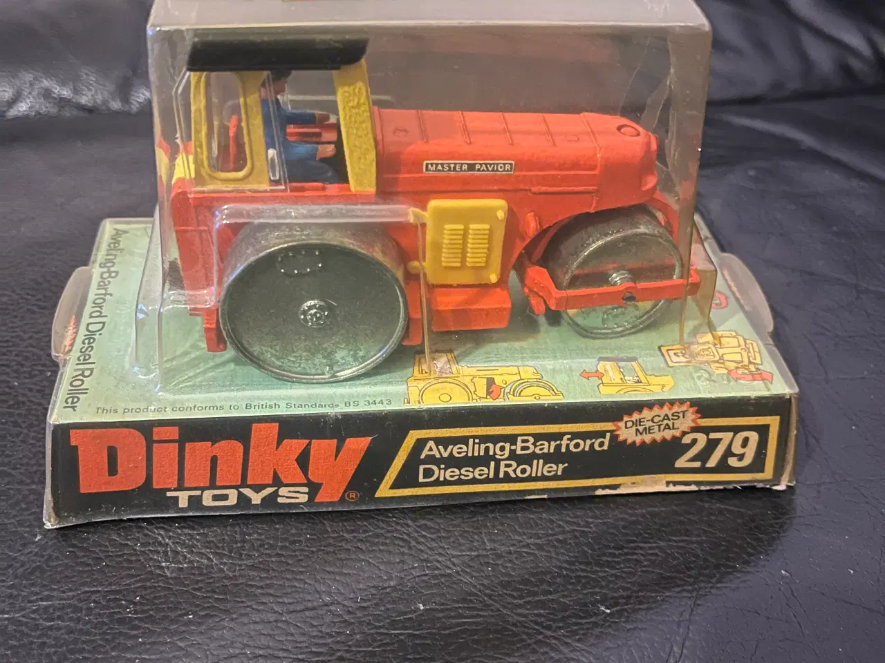 Billede 1 - Dinky bil