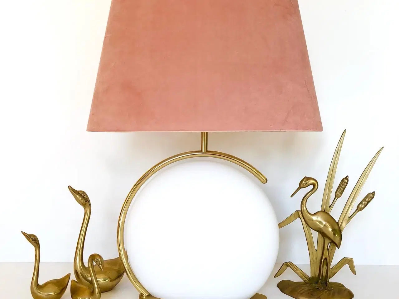 Billede 1 - Bordlampe i opaline glas og messing