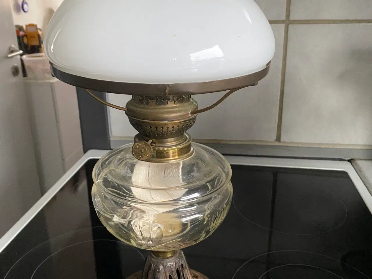 Billede 1 - Gammel olie lampe
