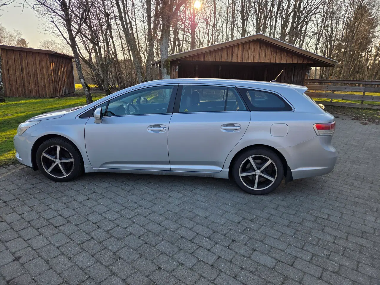 Billede 1 - Toyota Avensis stationcar