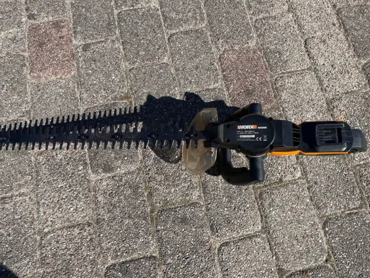 Billede 4 - Aku. Worx hækklipper incl. batteri 