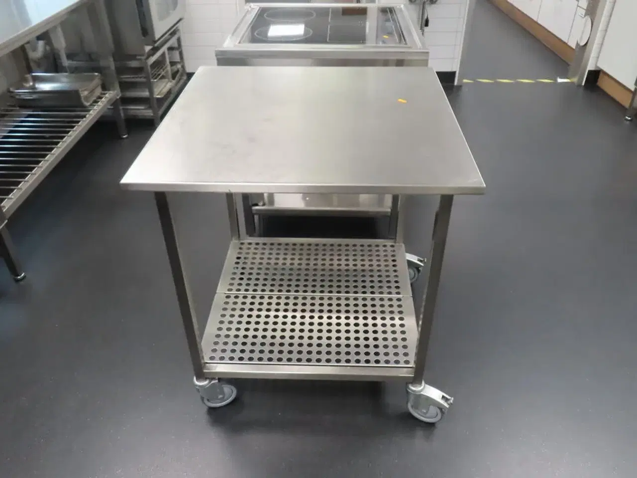 Billede 3 - Arbejdsstation i rustfrit stål m. hjul