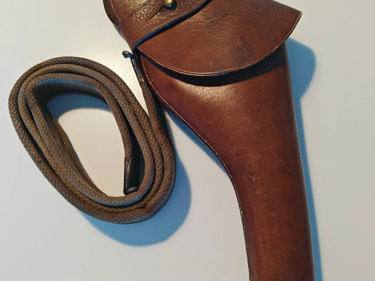Billede 1 - Rem til Lee Enfield og Hylster til Webley Revolver