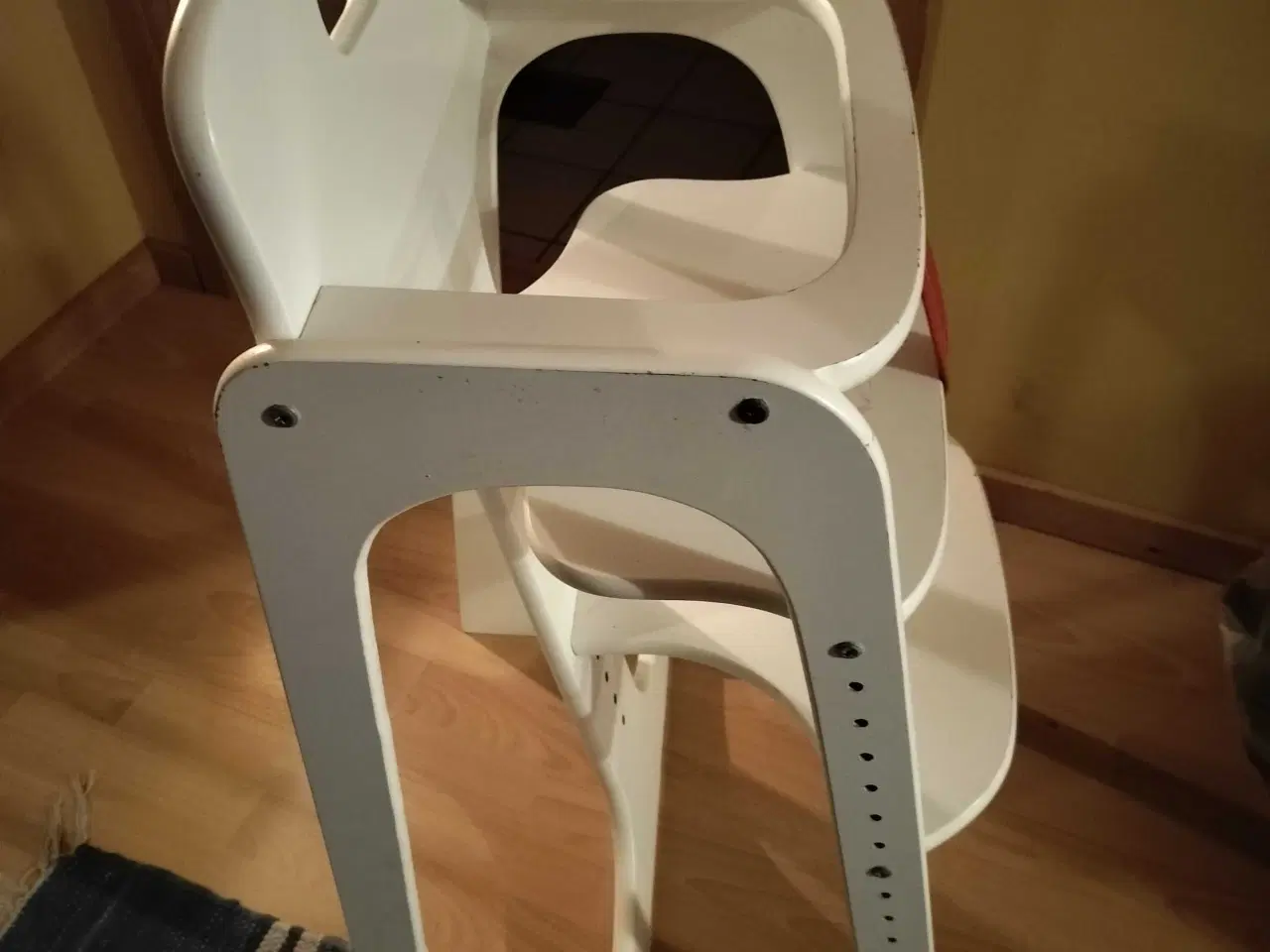 Billede 2 - Hvid højstol 