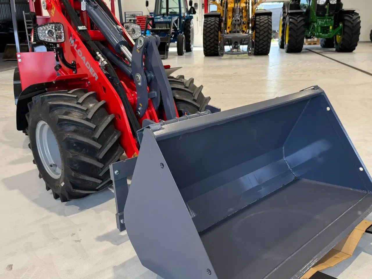 Billede 13 - VM Loader 1038 LX FABRIKSNY MED SKOVL OG PALLEGAFLER!