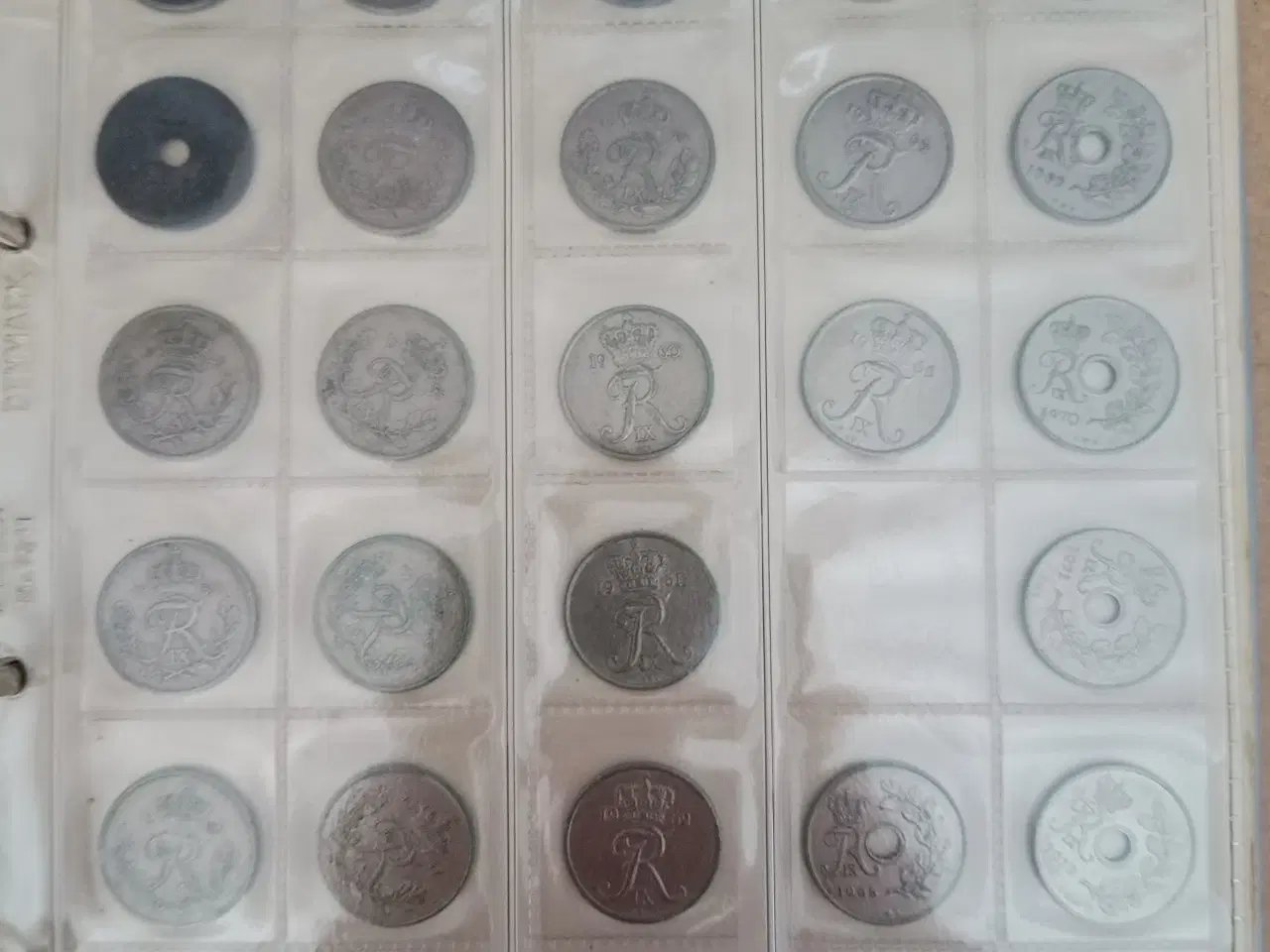 Billede 17 - Mønter danske og andre.