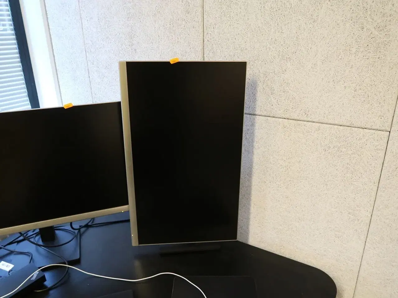 Billede 9 - 3 stk. computerskærme HP 27mq med dockingstation LENOVO Thinkpad Hybrid m.m.