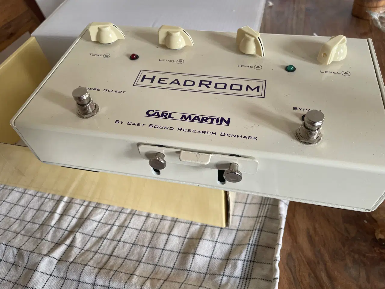 Billede 2 - Carl Martin Headroom v2