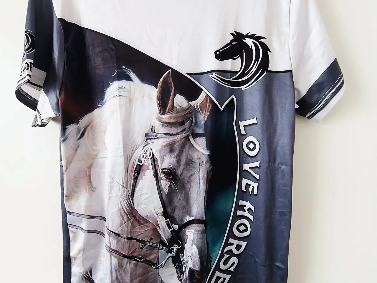 Billede 5 - 2 stk heste T-shirts helt nye