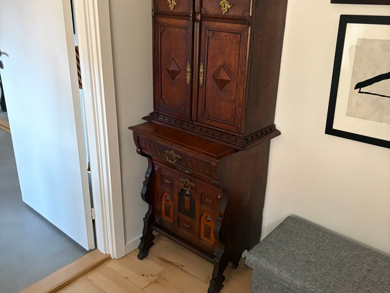 Billede 1 - Håndlavet tobakskab