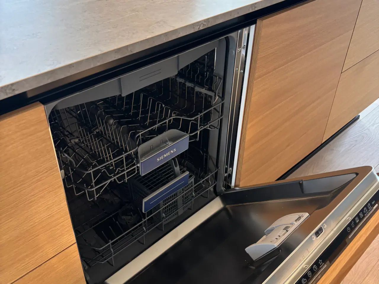 Billede 13 - Nyt HTH Køkken