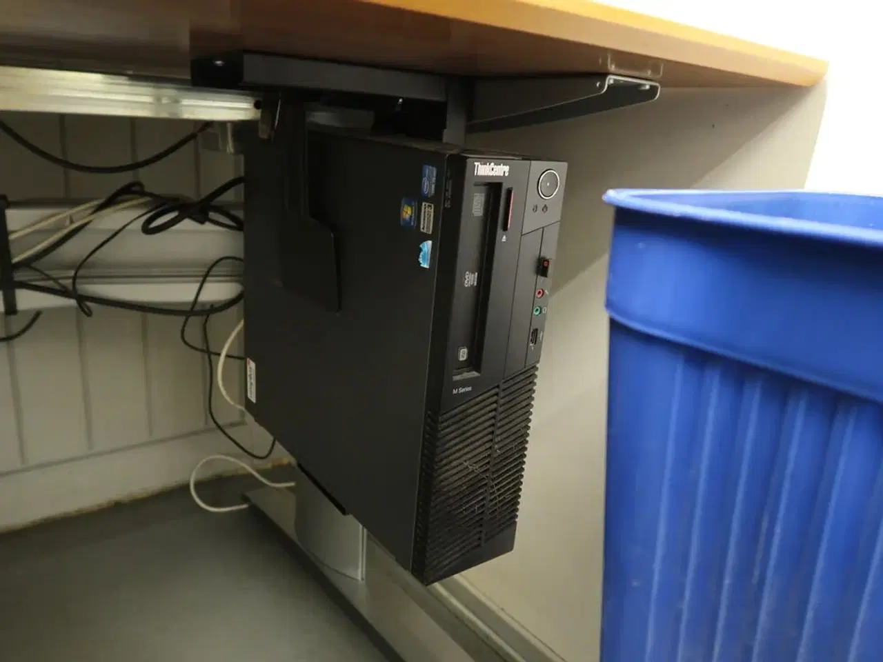 Billede 6 - 2 stk. computerskærme SAMSUNG S24C450, computer, tastatur, mus, headset