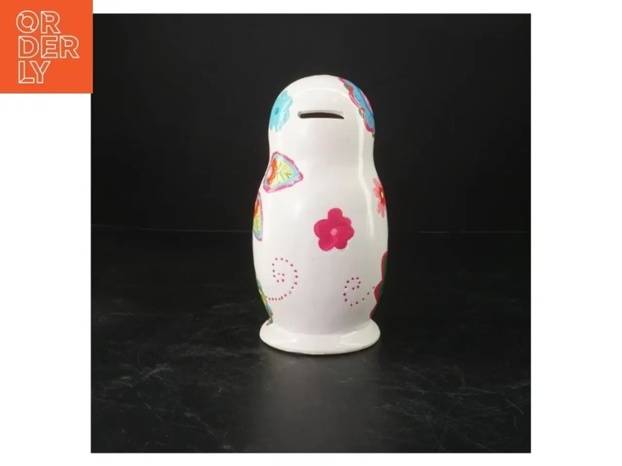 Billede 3 - Matryoshka-inspireret dekoration/sparebøsse(str. 20 cm)