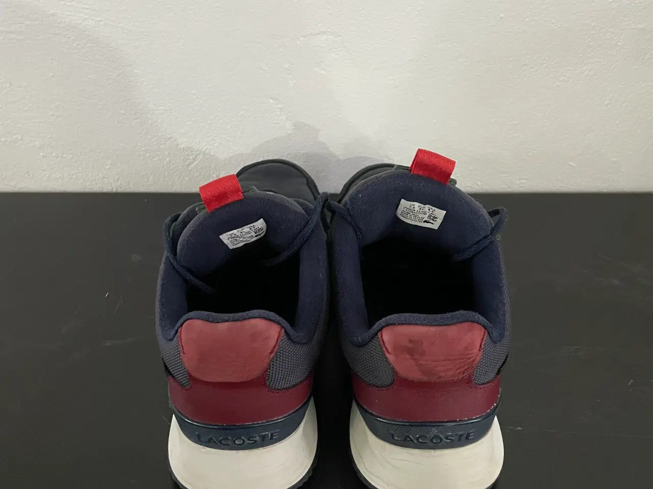 Billede 5 - Lacoste løbesko str. 41 navy/grøn/rød