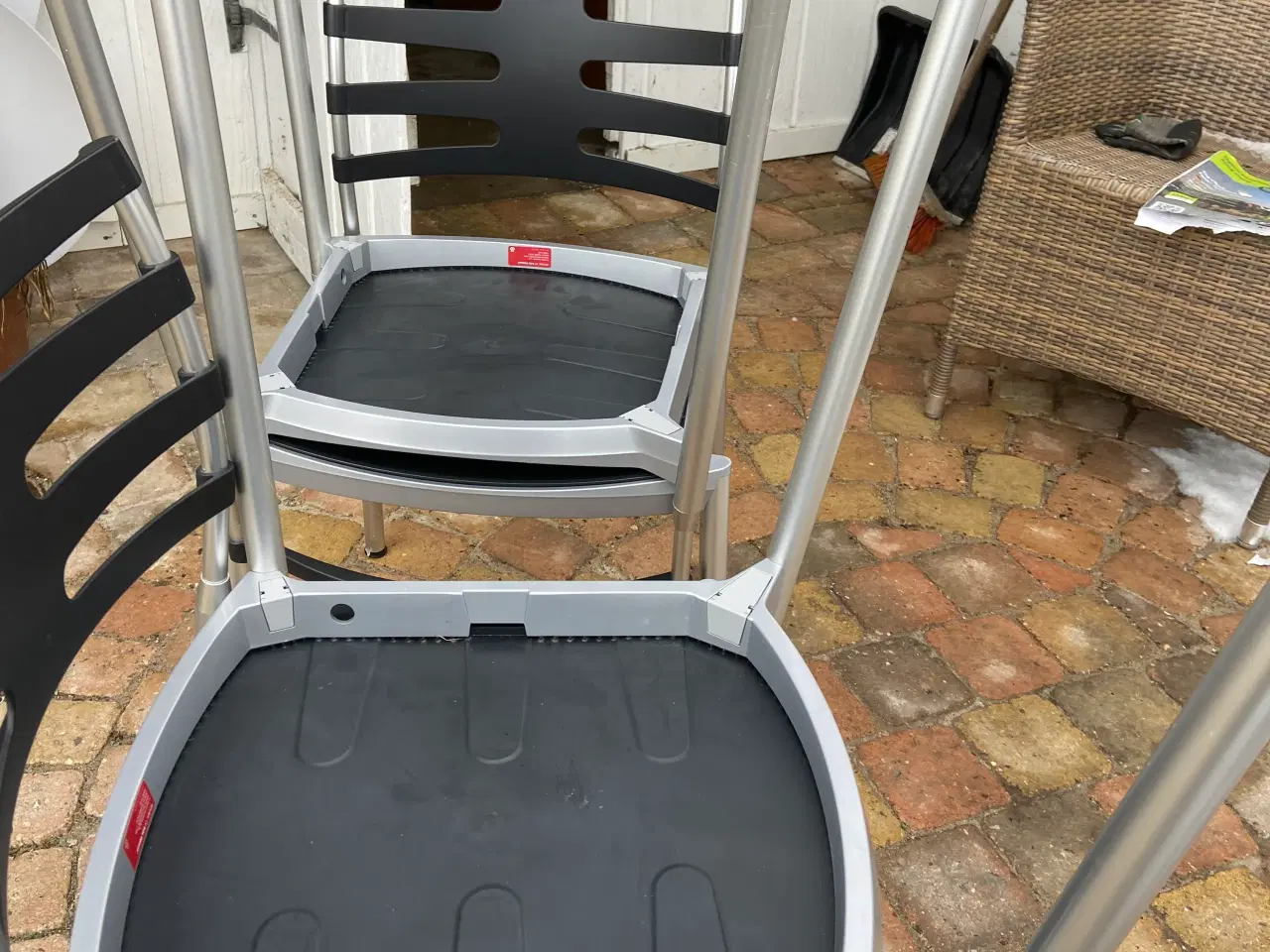 Billede 8 - Spise bord med stole