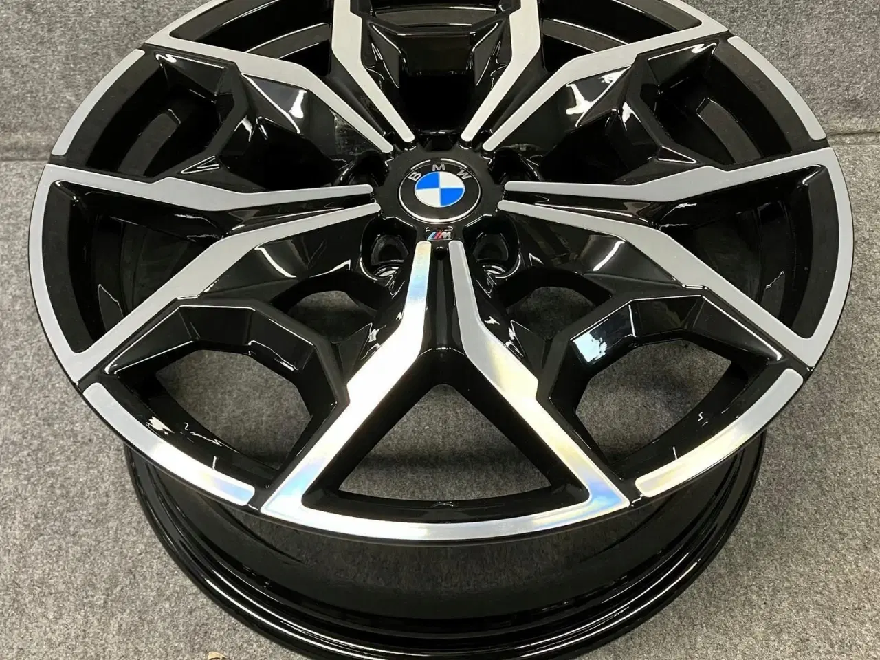 Billede 1 - ALUFÆLGE BMW X3 G01 X4 G02 887M 19"