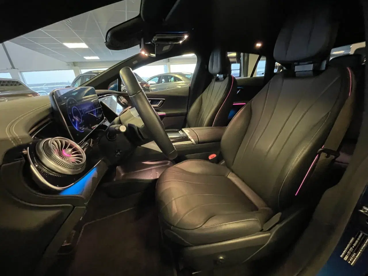 Billede 7 - Mercedes EQE350+  Electric Art