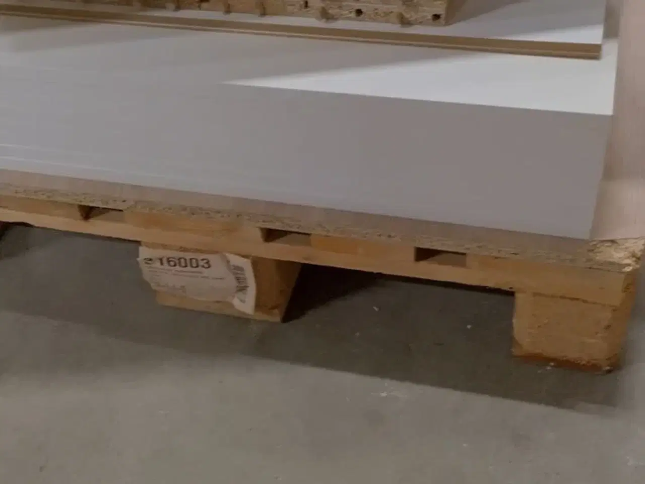 Billede 5 - 4 stk. usamlet underskabe H: 70,4 x B: 50 x D: 60,0 med låge og 4 hylder