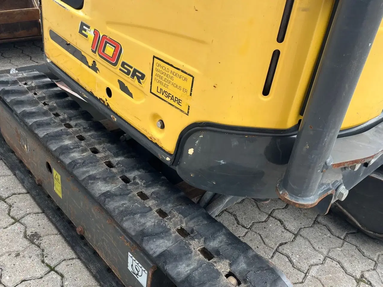Billede 7 - New Holland E10SR Tiltman og 3 skovle