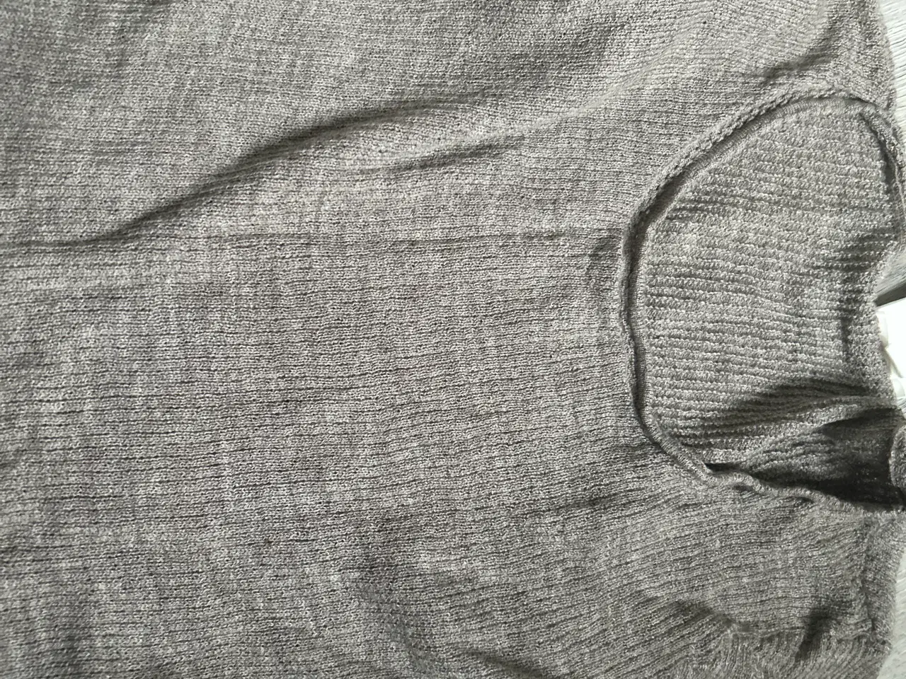 Billede 4 - FUB - uld bluse