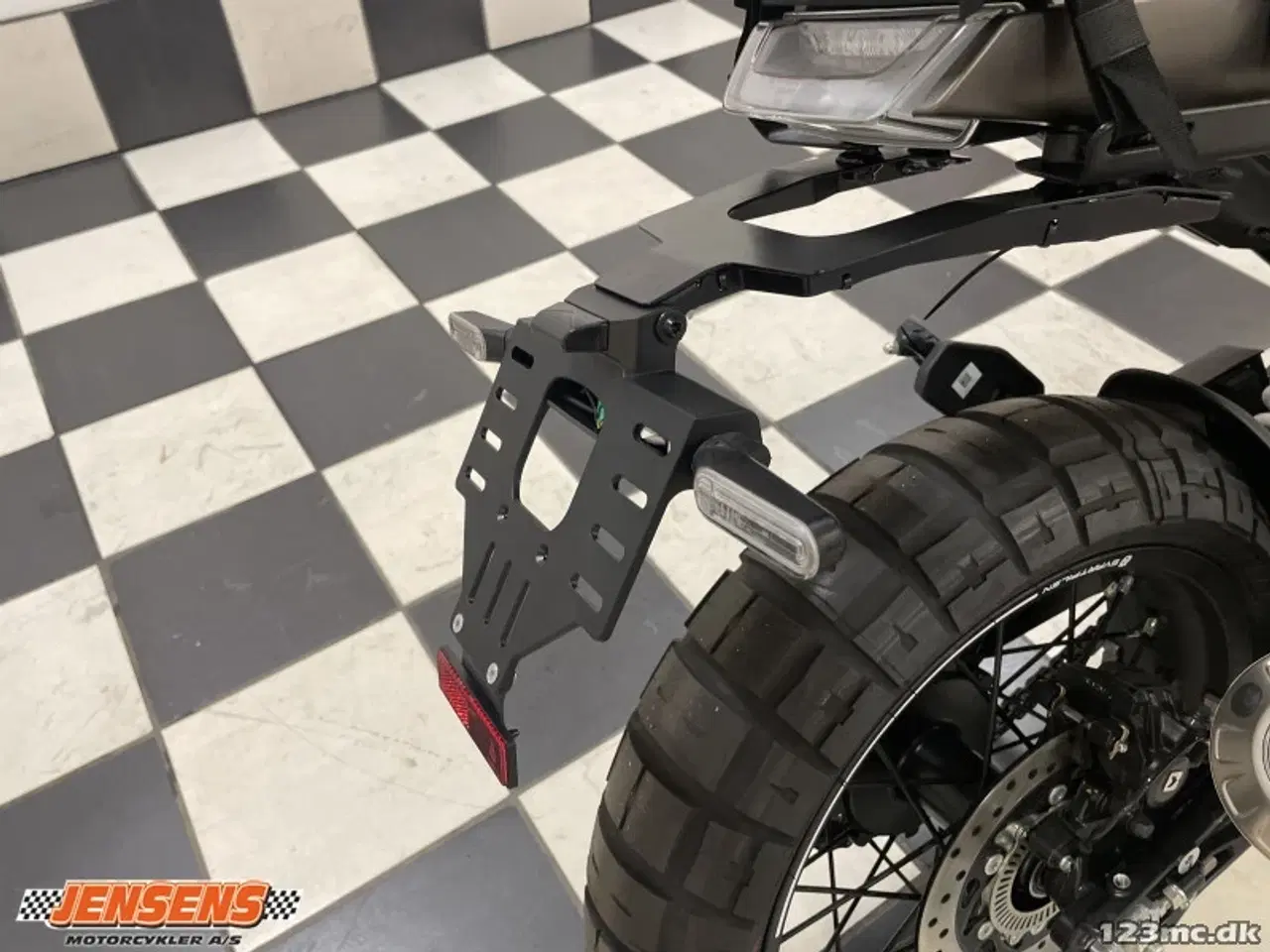 Billede 12 - Husqvarna Svartpilen 401