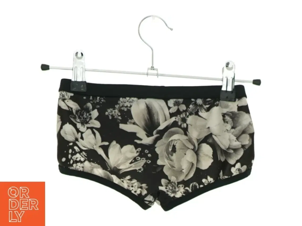 Billede 2 - Badebukser MOLO (str. 110 cm)