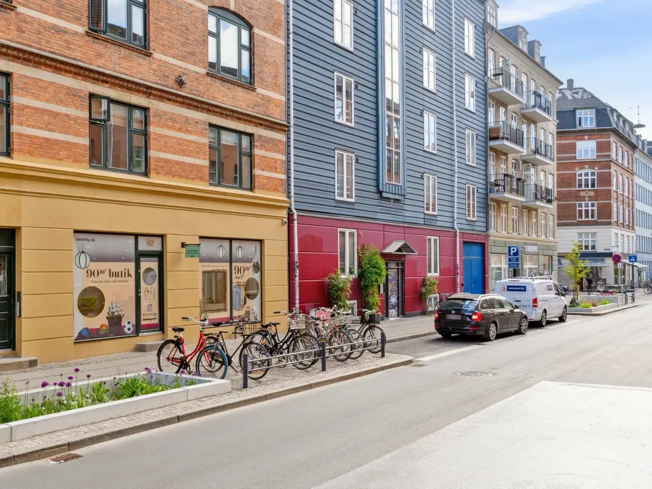 Billede 1 - Nyistandsat butik UDEN BINDING
