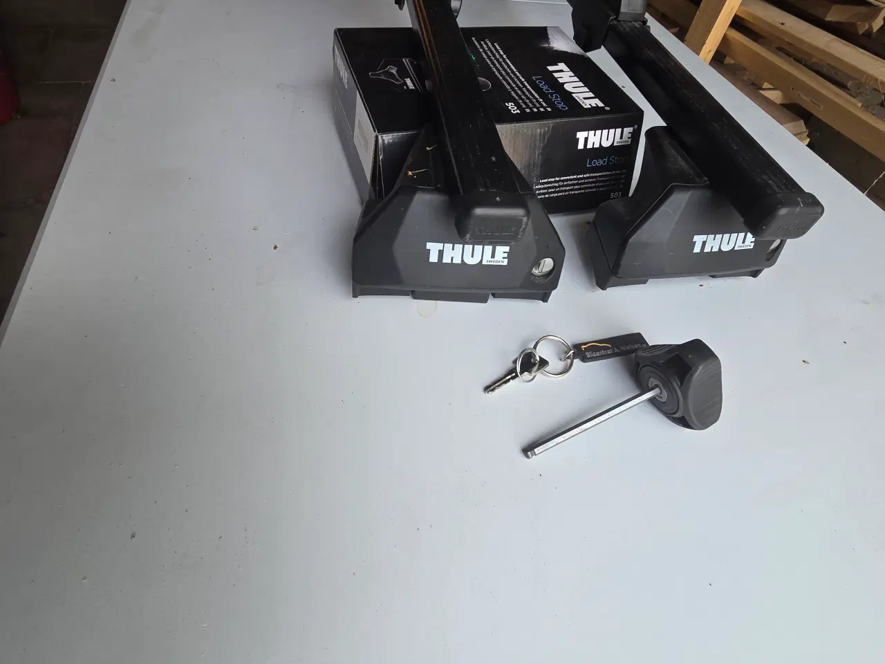 Billede 3 - Tagbøjler  Thule