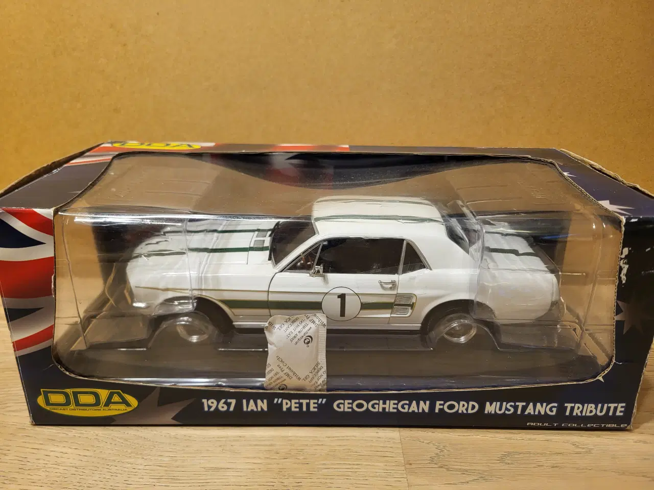 Billede 8 - Modelbiler Ford Mustang 1:18 - 3 stk. 1800 kr.