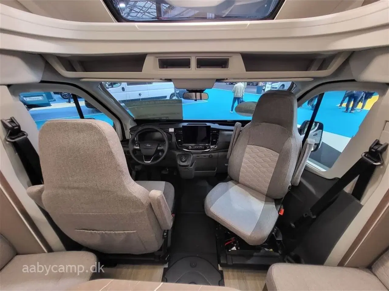 Billede 8 - 2025 - Benimar Tessoro 444   Rummelig top udstyret Camper