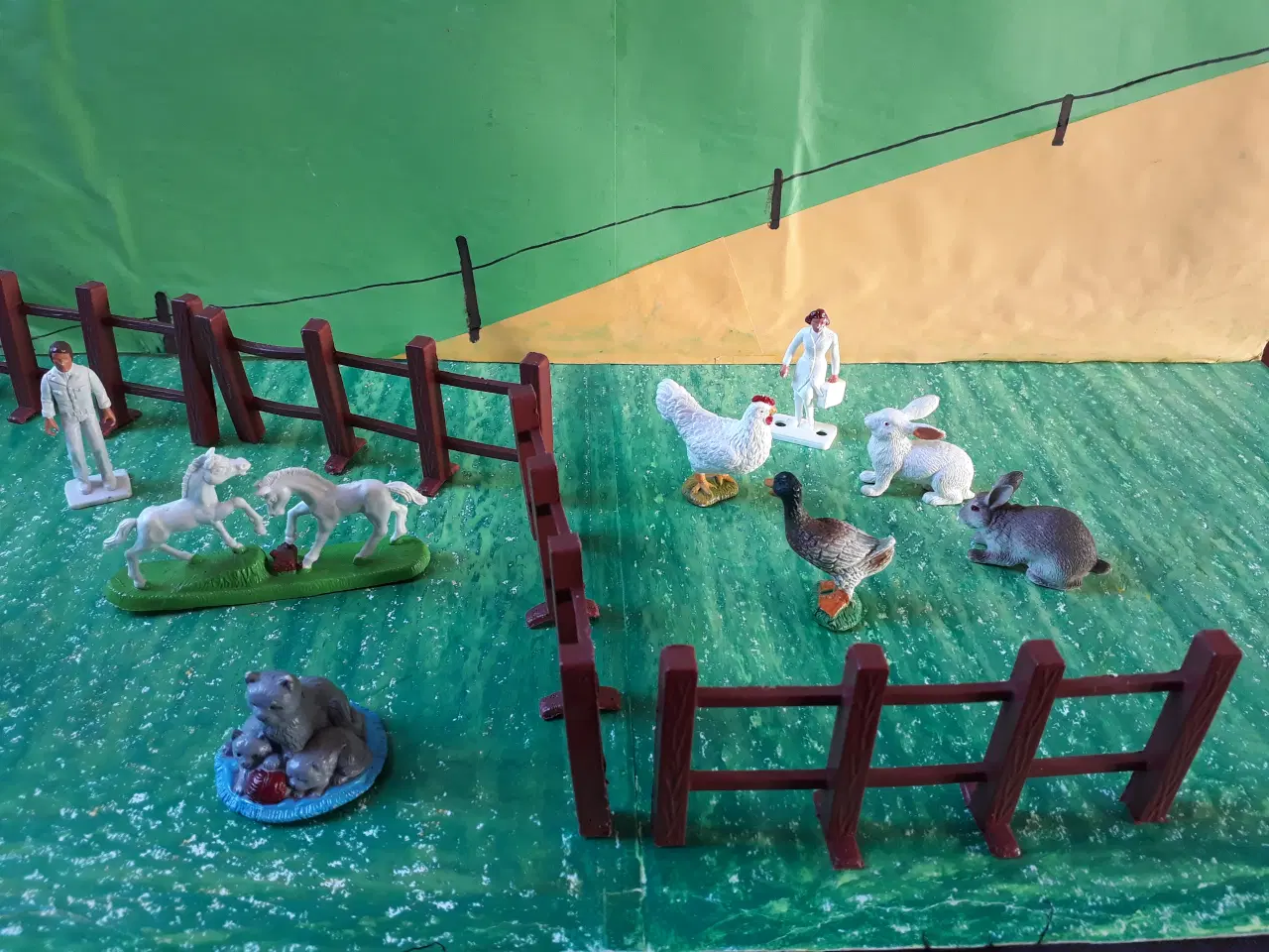 Billede 2 - Bondegårde + Bondegårdsdyr / FOR SAMLERE