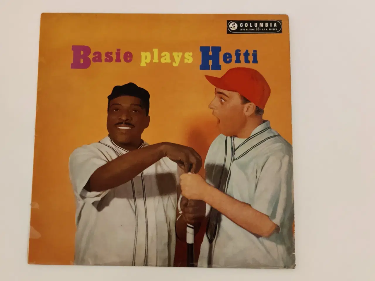 Billede 1 - Basie plays Hefti