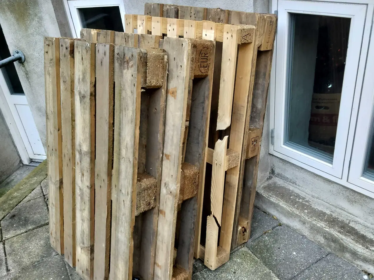 Billede 1 - 4 stk Paller (gratis)