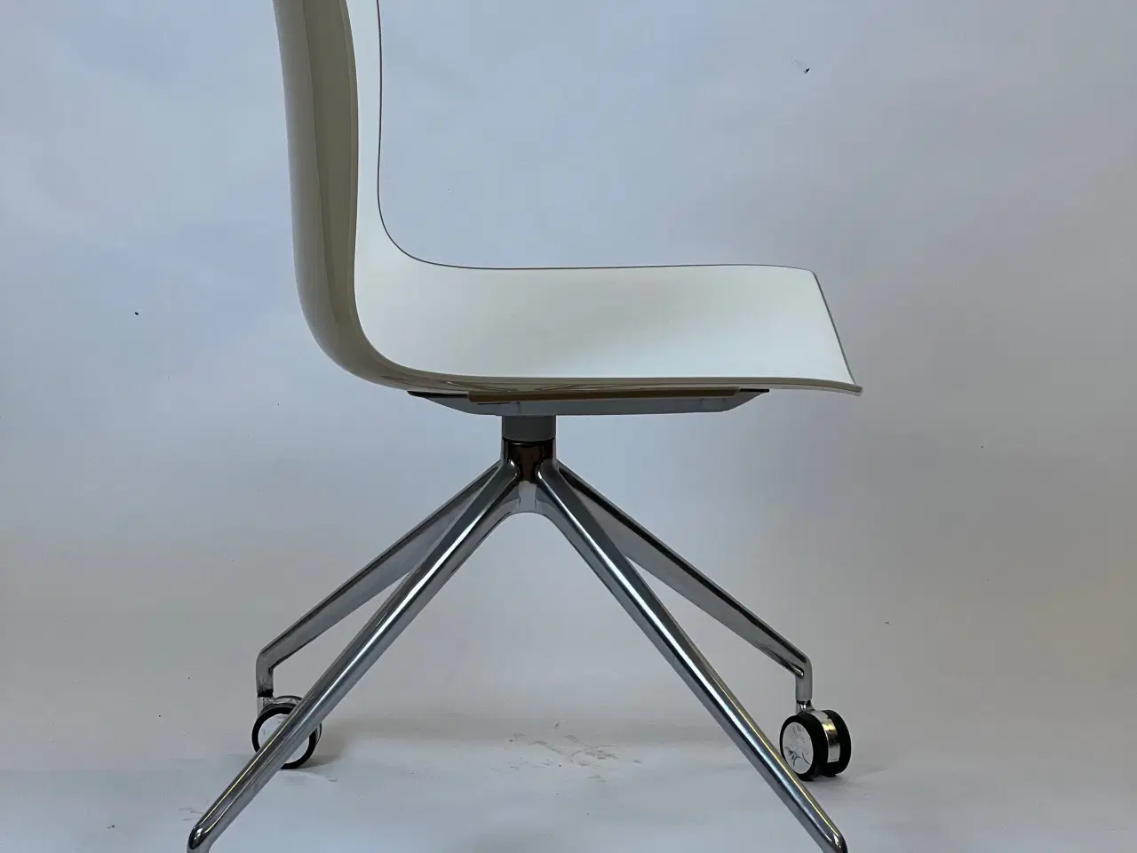 Billede 6 - Arper Catifa 46 Skalstol