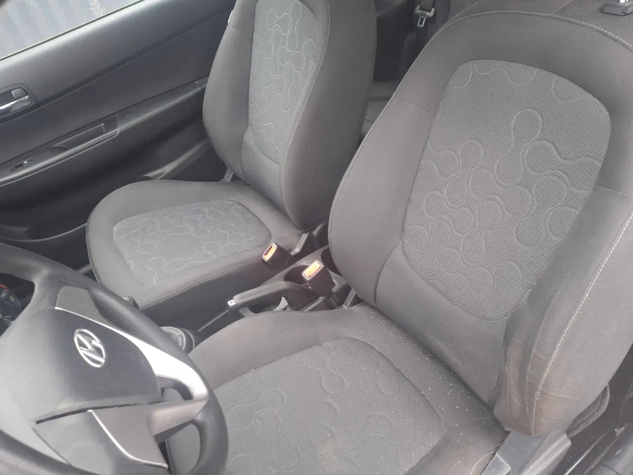 Billede 6 - Hyundai I20 lav km tal.