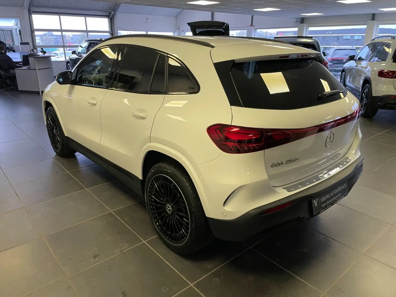 Billede 3 - Mercedes EQA250+  AMG Line