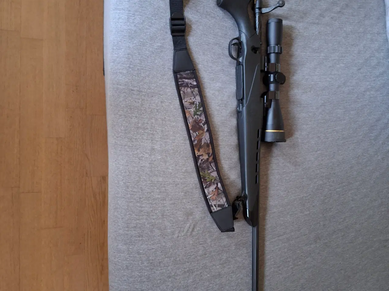 Billede 1 - Mossberg 4x4 308W med leupold 3x9x50 vx freedom 
