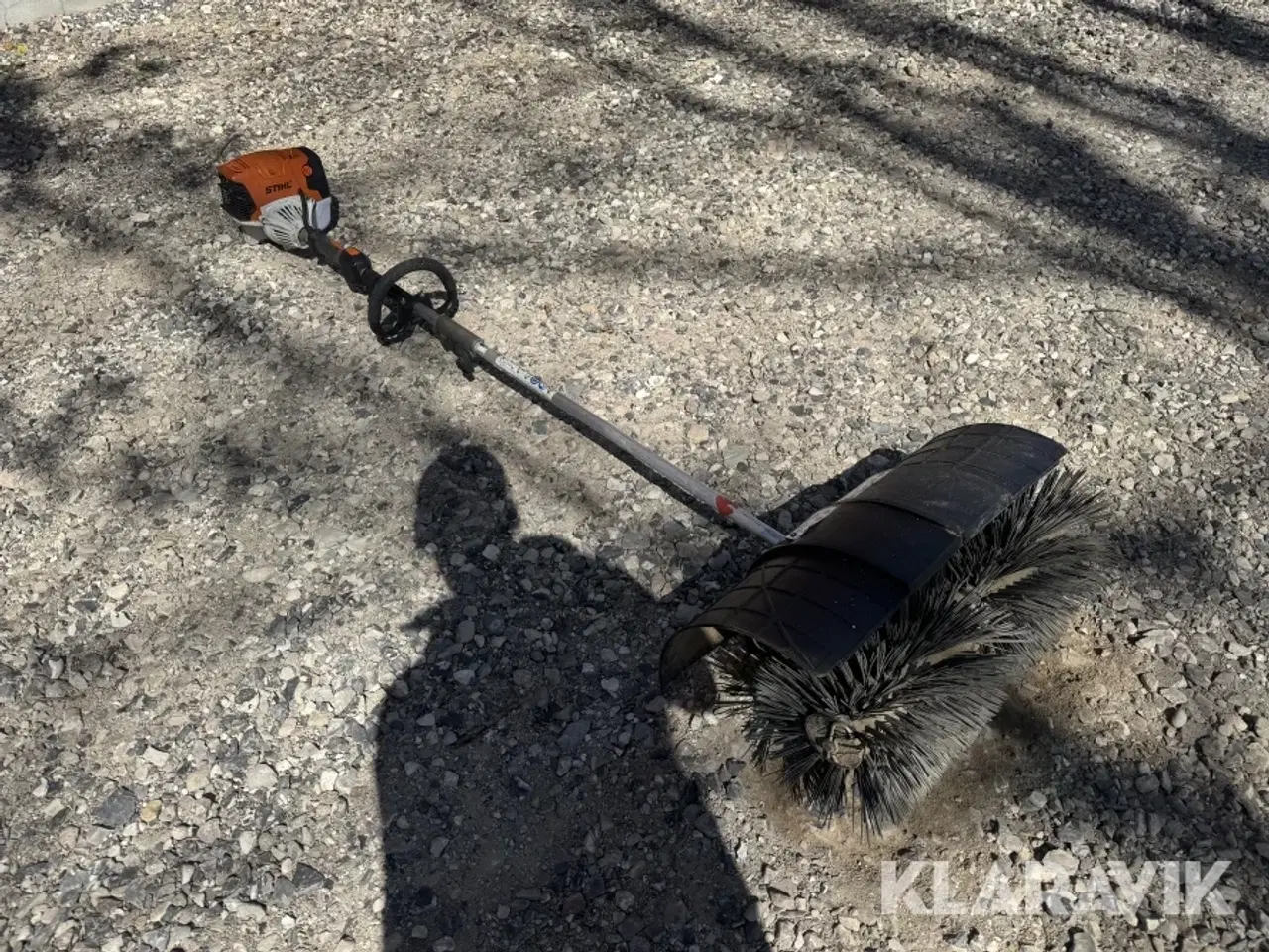 Billede 2 - Kombimaskine Stihl KM 131R med børstevalse