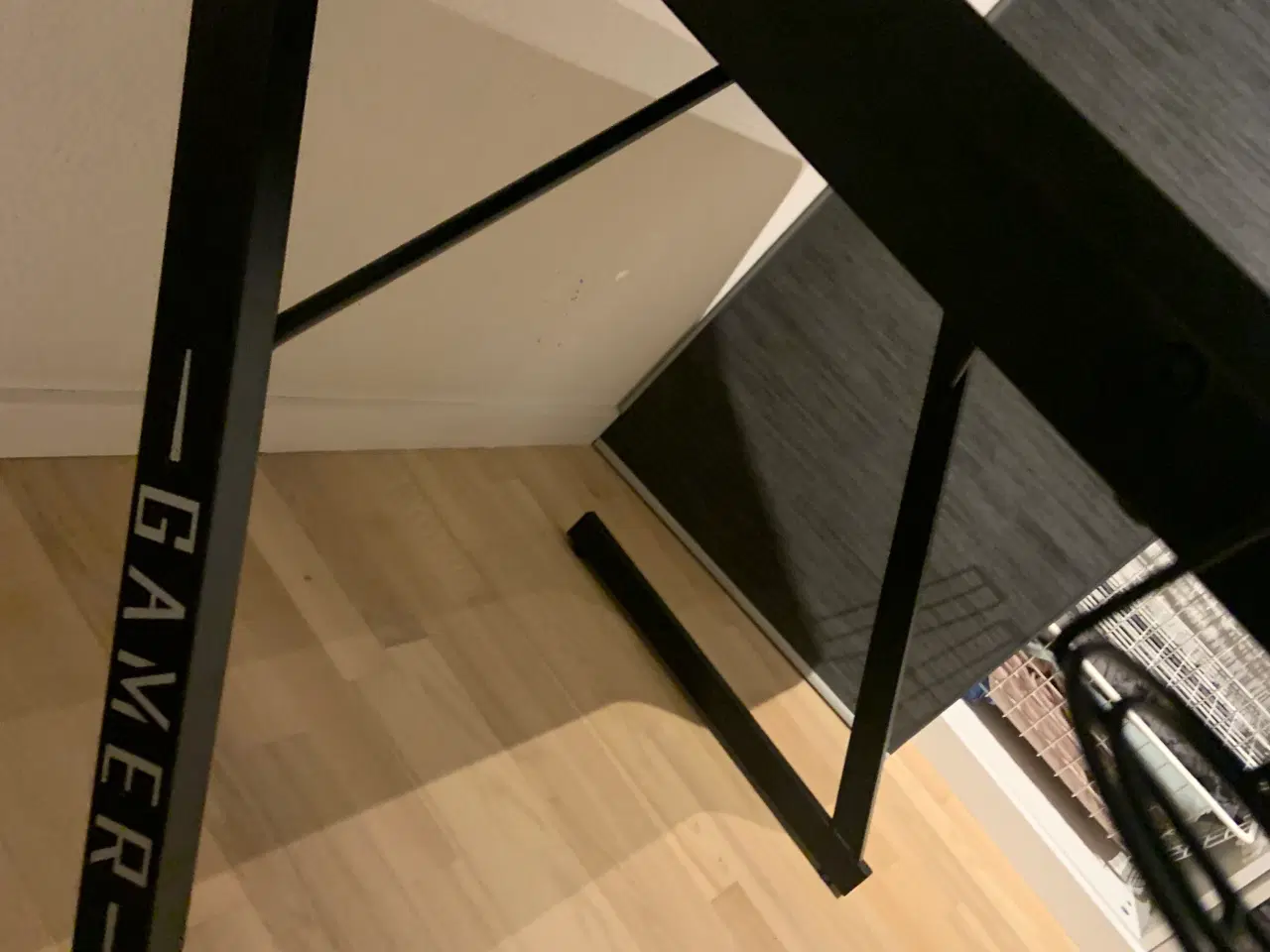 Billede 2 - Gamer skrivebord